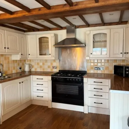 The Clock Tower Daire